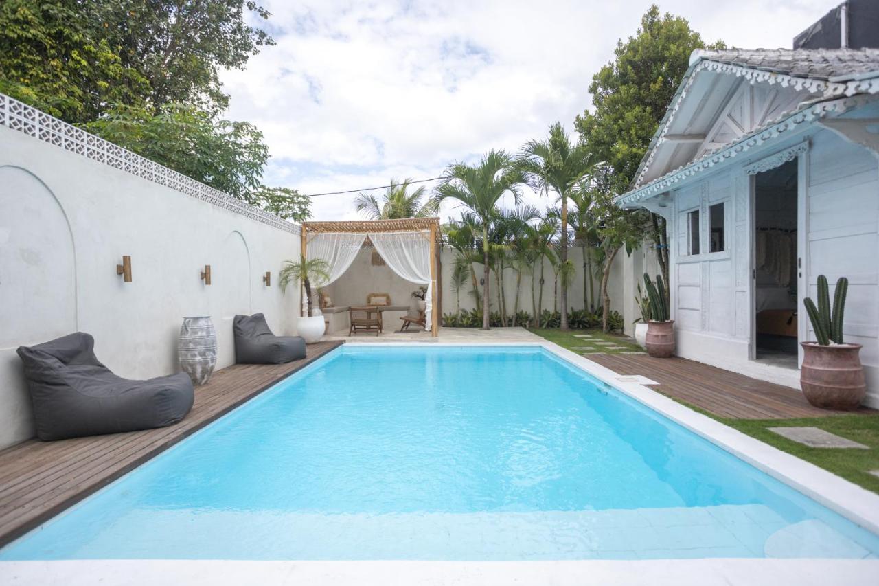 Gypsy Moon Bali Hostel ชังกู ภายนอก รูปภาพ