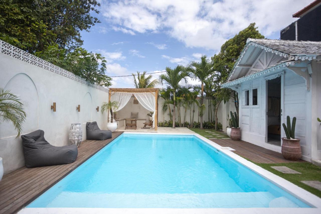 Gypsy Moon Bali Hostel ชังกู ภายนอก รูปภาพ