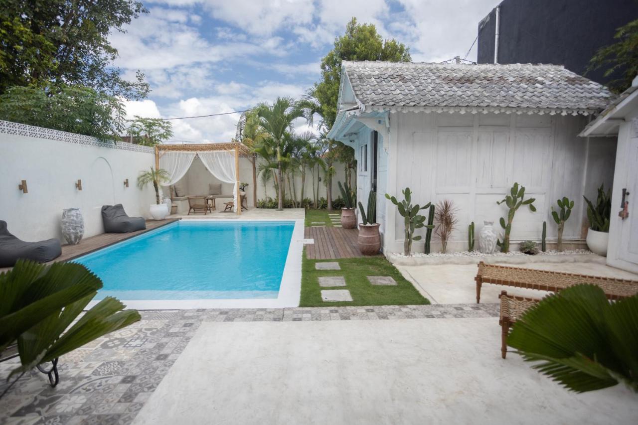 Gypsy Moon Bali Hostel ชังกู ภายนอก รูปภาพ