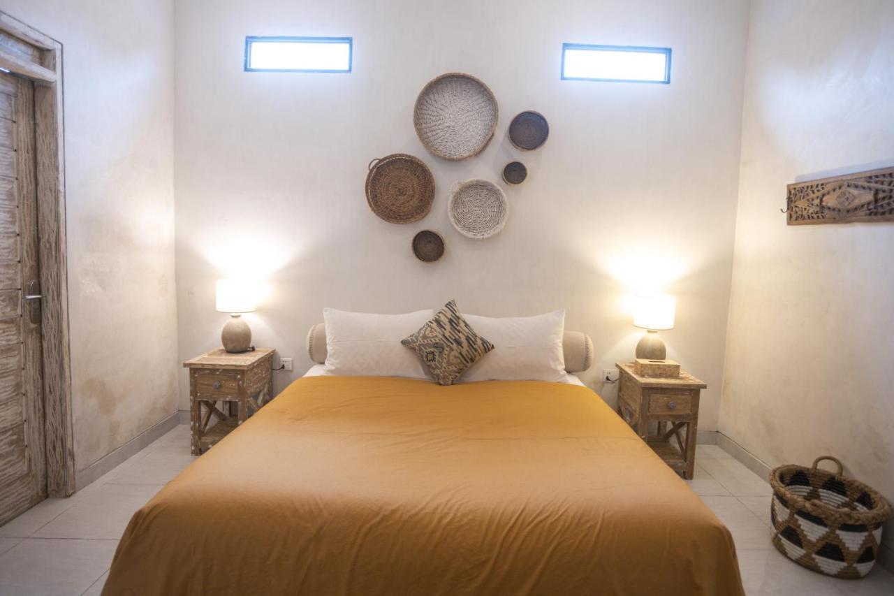 Gypsy Moon Bali Hostel ชังกู ภายนอก รูปภาพ