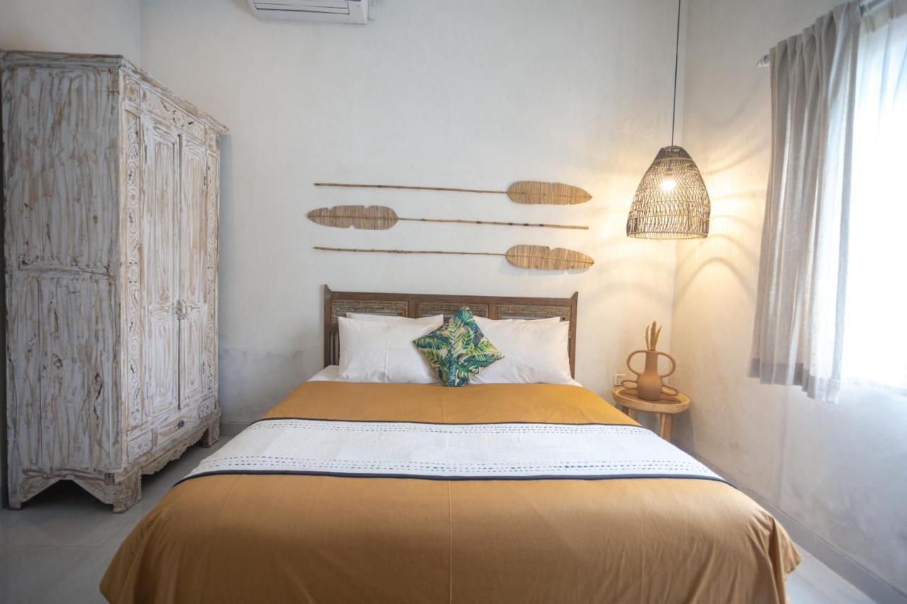 Gypsy Moon Bali Hostel ชังกู ภายนอก รูปภาพ