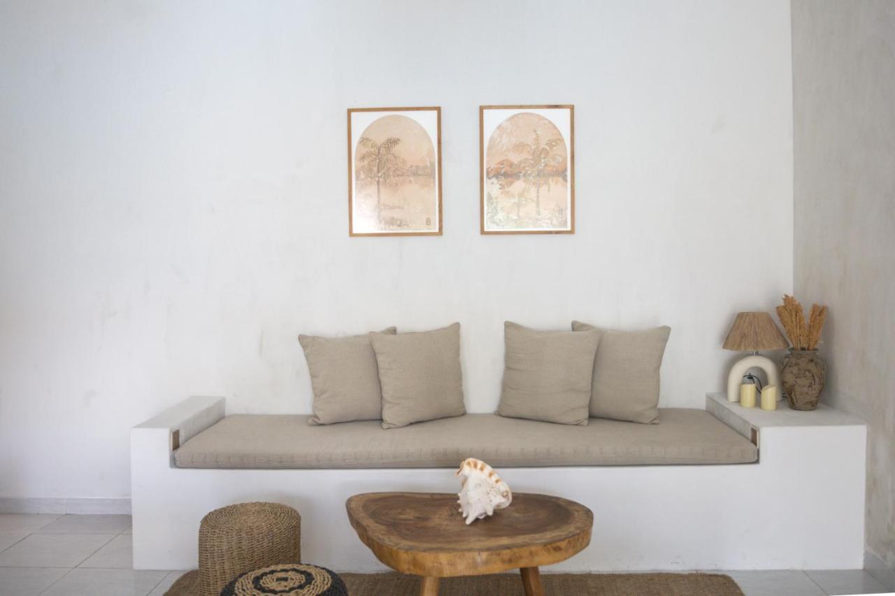 Gypsy Moon Bali Hostel ชังกู ภายนอก รูปภาพ