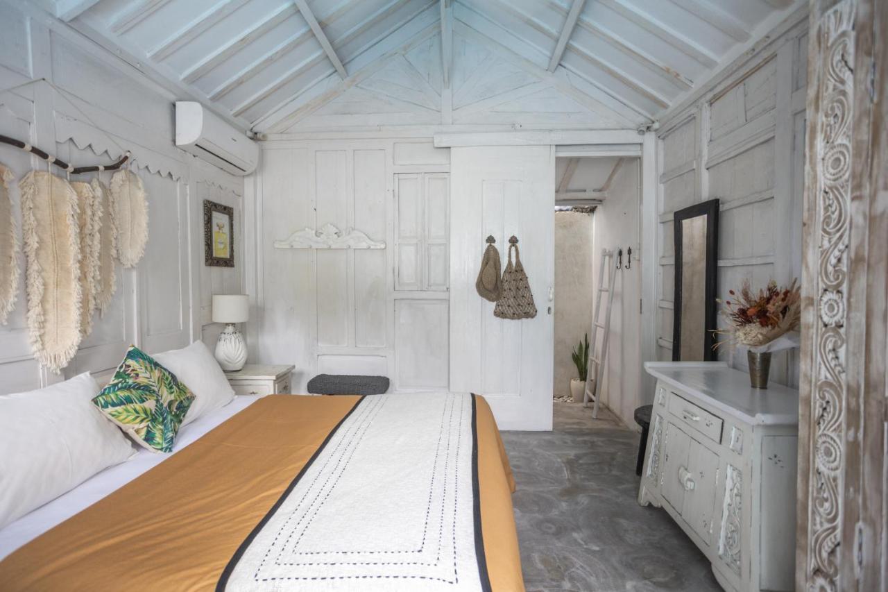 Gypsy Moon Bali Hostel ชังกู ภายนอก รูปภาพ
