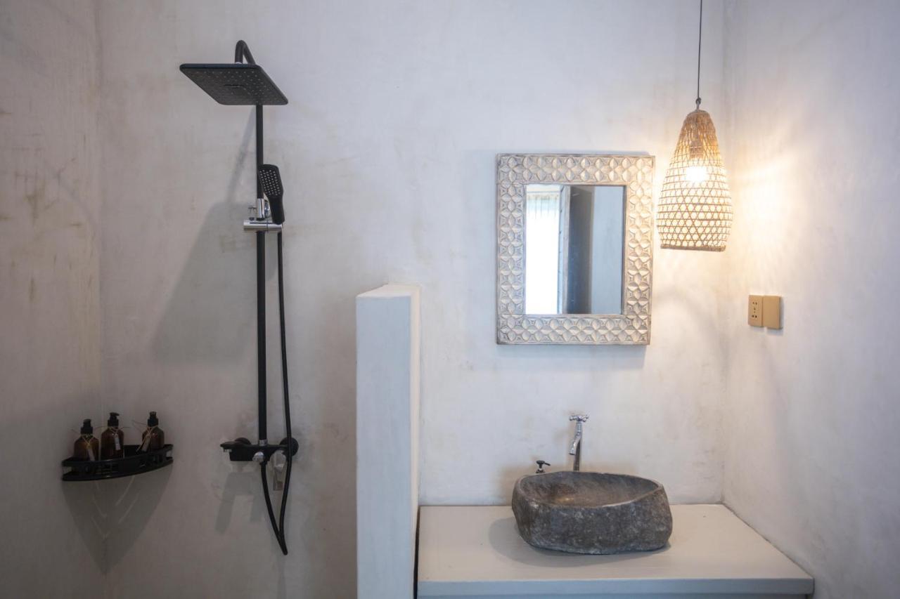 Gypsy Moon Bali Hostel ชังกู ภายนอก รูปภาพ